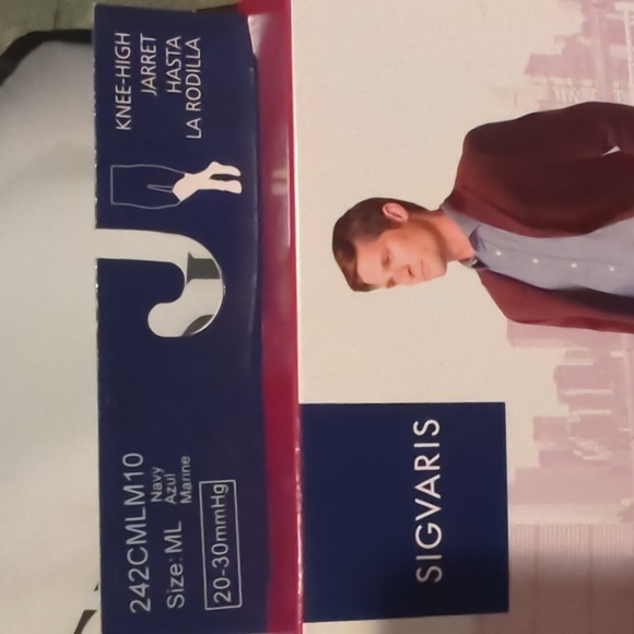 Sigvaris merino wool compression socks in navy 20-30 mmHg size ML - Picture 2 of 2